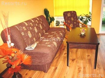 Alexander Business Apts. 14